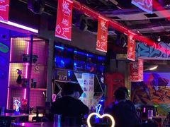 -UP嘻哈酒吧(粉巢店)