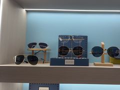 -无界眼镜MaxLess(南翔印象城店)