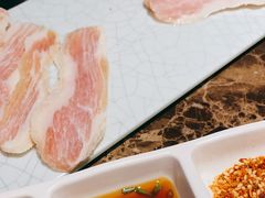 黑猪松板肉-猪啊牛呀羊啊铜盘烤肉(正大广场店)