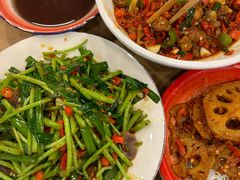 -老三样·旧食新味(绿地店)