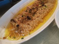 -洋沙湖湖色生鲜主题餐厅