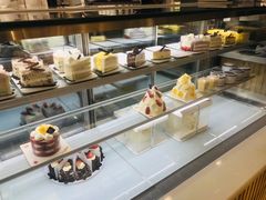 -焙丽拾光(麦凯乐直营店)