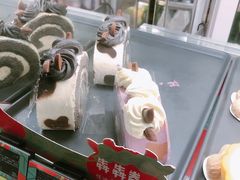 -星巴克(上海虹桥新天地二店)