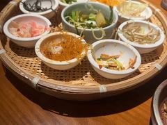 -包整·丝娃娃(甲秀楼景观店)