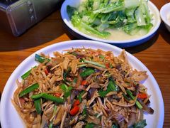 -唐师傅湘西名菜馆(武陵路店)