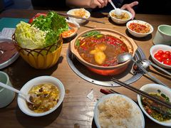 -蔡婶牛腩牛杂煲(长安万科店)