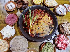 -黄潇洒老火锅(九眼桥宏济巷店)
