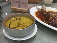 -莲餐厅·湖北菜·潜江小龙虾店(愚园路店)