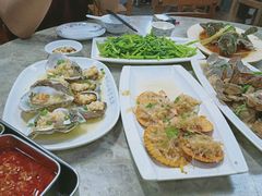 -四川小胡子海鲜(丁村万人海鲜广场店)