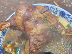 -叶新小吃店(来凤小区总店)