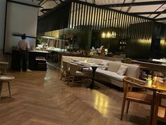 -瑰丽酒店·海吧·天际下午茶·现场DJ·天台酒吧
