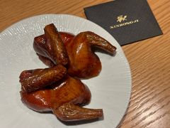 脆皮乳鸽-新荣记(西溪湿地店)