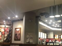大堂-星巴克(无锡百联奥特莱斯店)