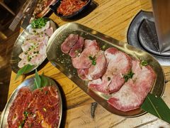-金刚山黑牛炭火自助烤肉(西大望路店)