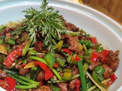 -老滇山寨•云南特色菜•地方菜•民族风情歌舞表演(金碧店)