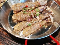 -蚝美人·生蚝海鲜烧烤(茶花园店)