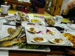 -青瓦餐厅·生鱼片·韩园烤肉(西塔店)