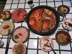 -贰回巷火锅馆(钟楼店)