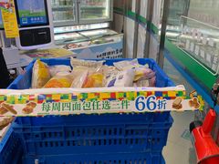 -全家便利店(上海南站站店)