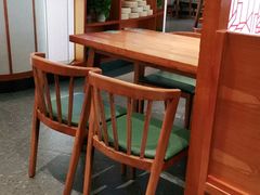 -诚铭记·虾仁汤包·成都小吃(融创店)