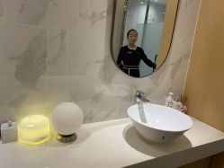 -香港倾城国际·美容美体中心