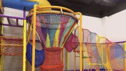 -蹦贝运动中心·蹦床·攀岩·闯关(龙岗店)