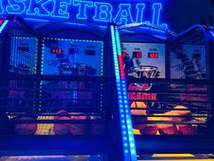 -世代星球·保龄球·镭战真人CS·团建(杨浦店)