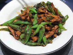 -鑫小城故事·砂锅·排骨藕汤(兴业路店)