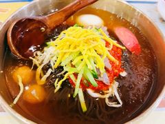 -服务大楼冷面(延大店)