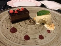 72%黑朱古力酱薄脆配云呢拿雪糕-Nathanhouse