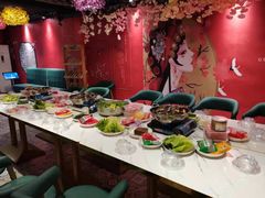 -红河谷晴天别墅轰趴馆