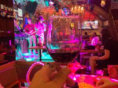 -喜鹊音乐酒馆(西街店)