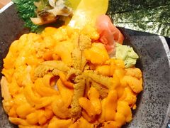 三色海胆饭-魔丼屋(日月光店)