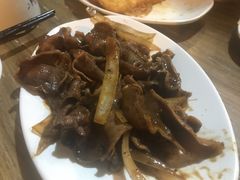 烤牛舌-炙热童年·老北京炙子烤肉(南锣鼓巷店)