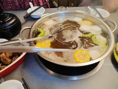 -官塘陈记鱼生·潮汕砂锅粥·牛肉火锅(潮枫路总店)