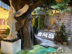 -暴风岛沉浸式体验馆(百联世纪店)