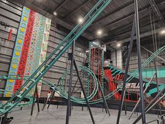 -极限PLAY运动娱乐新世界·团建派对潮玩休闲馆·室内蹦极高空游乐园