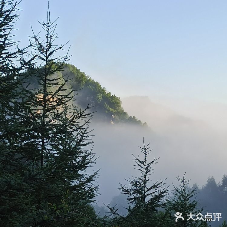 一脚踏两省的跑泉厂村