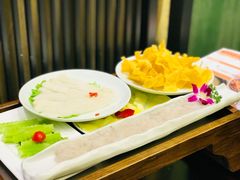-佬土鹅肠火锅(解放路店)