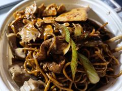 -满格嗦新疆椒麻鸡火锅.炒米粉(川大江安校区店)