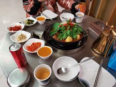 -喇喇排骨火锅·传统韩式脊骨汤(望京西园总店)