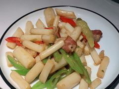 幸福腊肉藕带-知麻乐·川味小馆·小幸福水煮鱼(西平店)