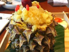 菠萝糯米饭-云海肴·汽锅鸡·云南菜(苏州中心店)