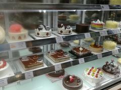 面包甜点陈列柜-巴黎贝甜(常德路店)