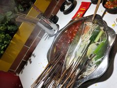 -钢管厂五区小郡肝串串香(滨江店)