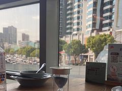 -蜜桃餐厅·伴山(湖滨商业街店)