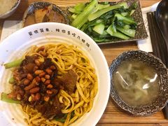 -每碗面馆(新鸿安大厦店)