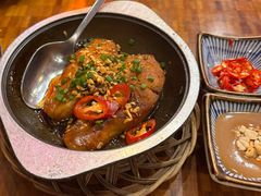 -Hoang Yen Vietnamese Cuisine