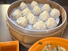 鲜肉小笼-大龙汤包