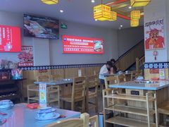 -阿婆情腊排骨火锅(金虹路店)